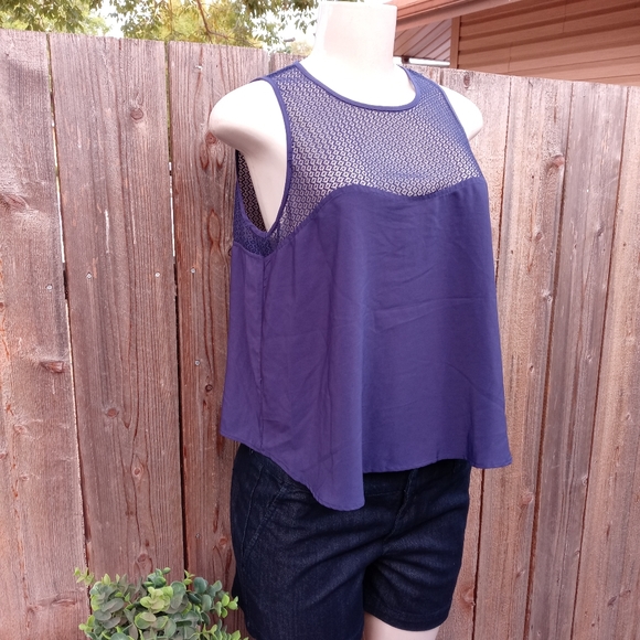 BSK Bershka Sleeveless Crop Blouse Size Large - Picture 4 of 9